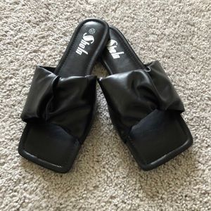Shein Quilted Slides 8.5